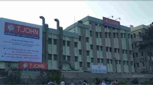 Top Design Colleges Bangalore [B.Des, M.Des, B.Sc Fashion Design]